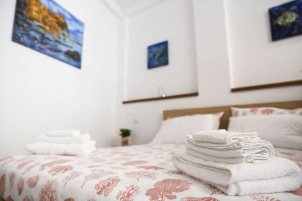 Granello Di Sabbia - Chianalea Di Scilla Apartman Kültér fotó